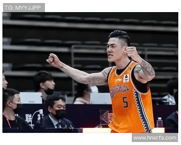 刘铮的篮球之路:从青涩少年到职业球员的奋斗与成长故事 刘铮的篮球之路:从青涩少年到职业球员的奋斗与成长故事