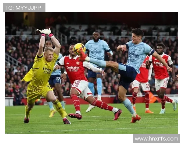 英超激战阿森纳迎战桑德兰争夺三分全力以赴展现球队实力